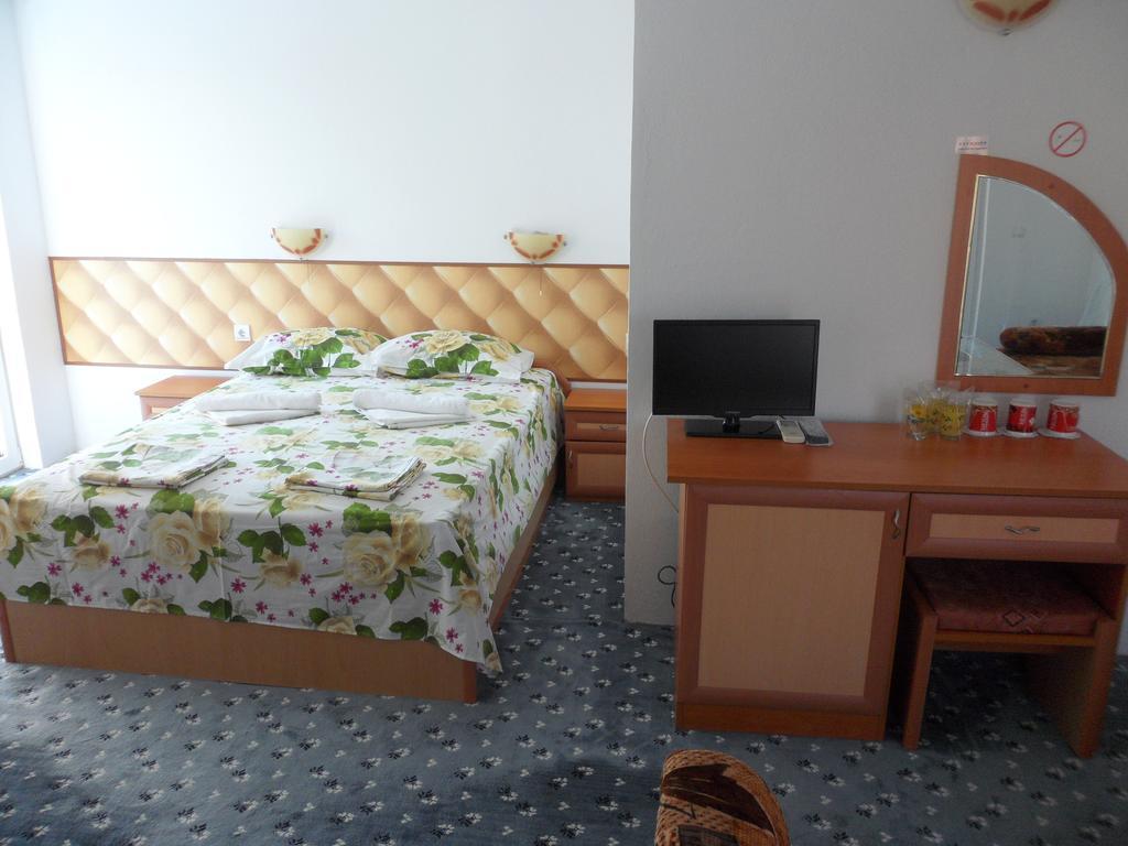 Sianie Guest House Ravda Eksteriør billede